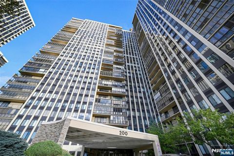 Photo of 200 Winston Drive #1807, Cliffside Park, NJ 07010 (MLS # 25037272) Photo of 200 Winston Drive #1807, Cliffside Park, NJ 07010 (MLS # 25037272)