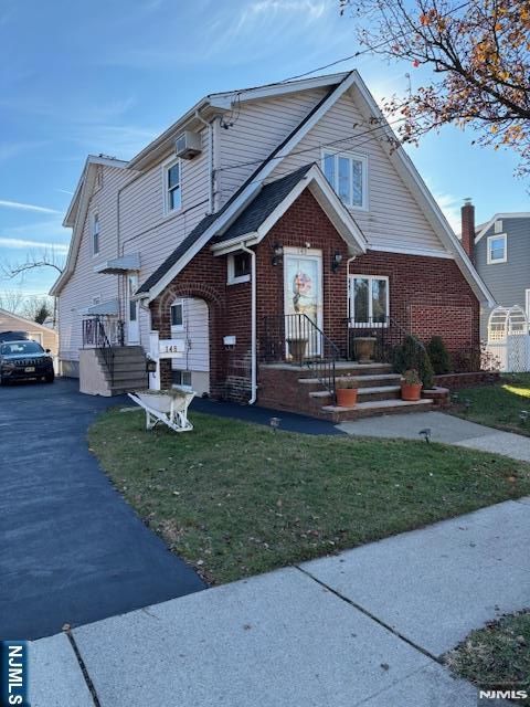 Photo of 148 Hamilton Ave, Lodi, NJ 07644 (MLS # 26019792)