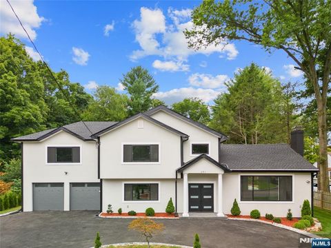 291 Tappan Road Norwood NJ 07648