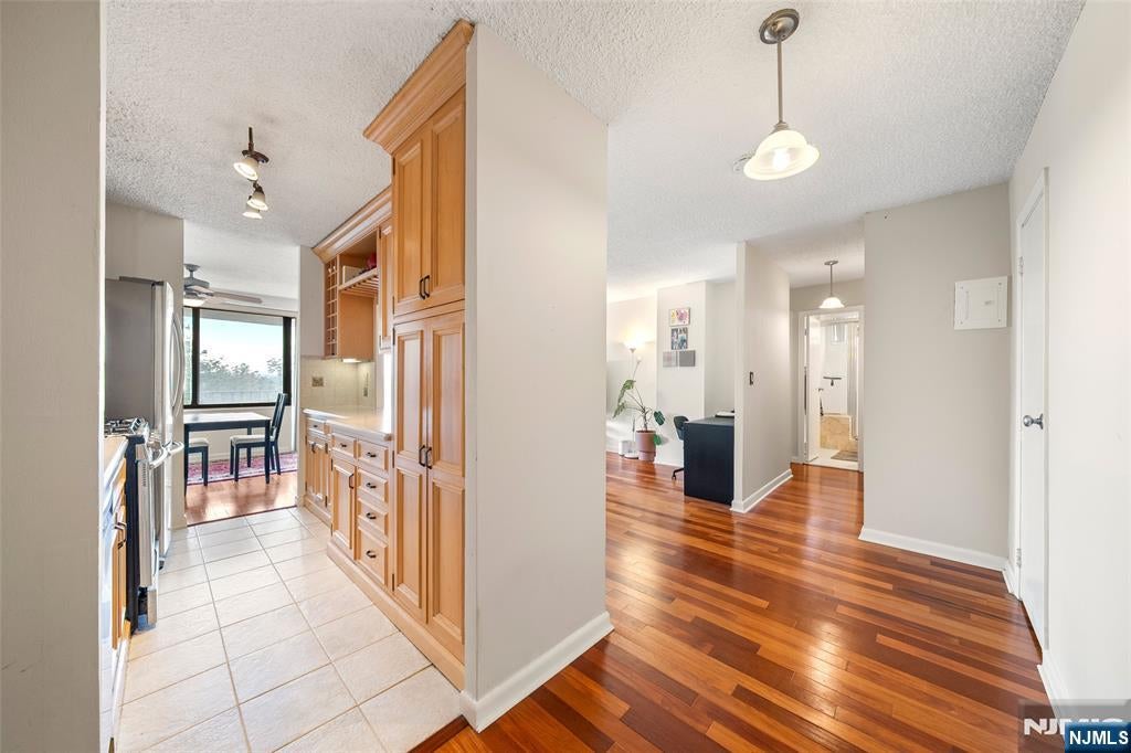 277 Prospect Avenue 6B