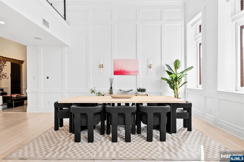 1101 Bloomfield Street 2