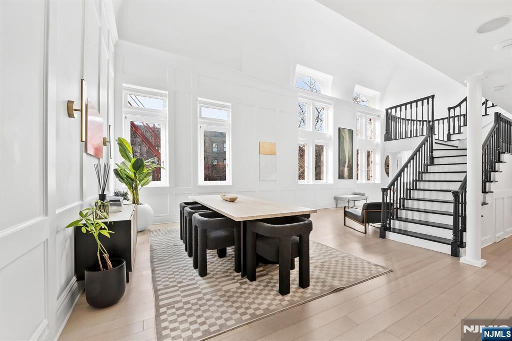 1101 Bloomfield Street 2