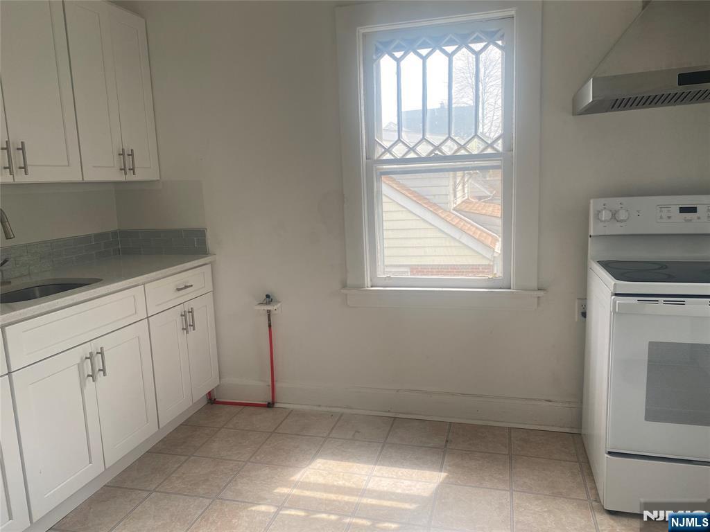 30 N Demarest Avenue