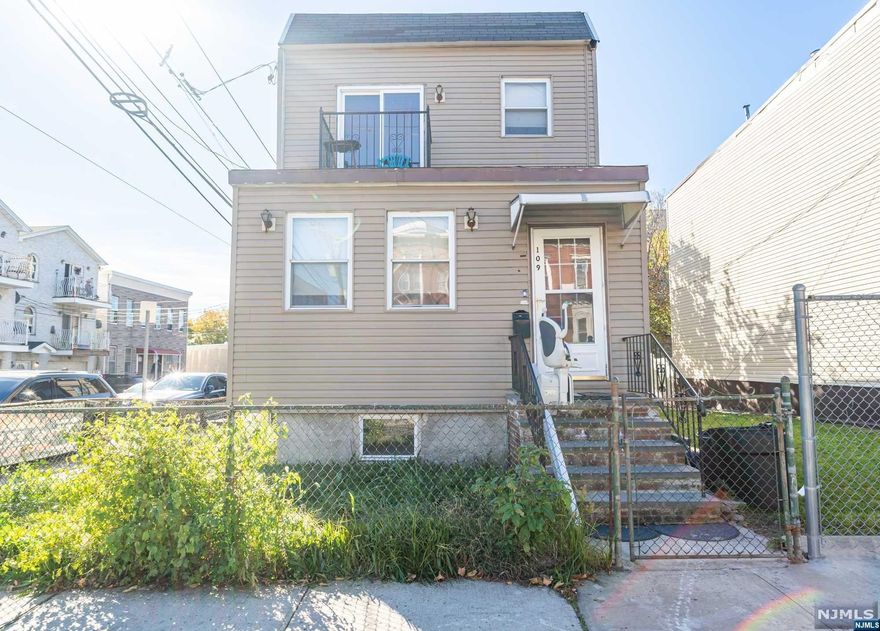 Check out this AMAZING opportunity to own a stand alone single family property in Jersey City!! This 3 bedroom house is perfect for anyone looking for easy access to the city and does not want to worry about the restrictions of a condo. With a finished basement, and lots of parking, this house is great for entertaining! Come turn this house into your home, before someone else does!!