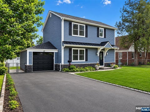Photo of 431 Plaza Road, Fair Lawn, NJ 07410 (MLS # 26026353)