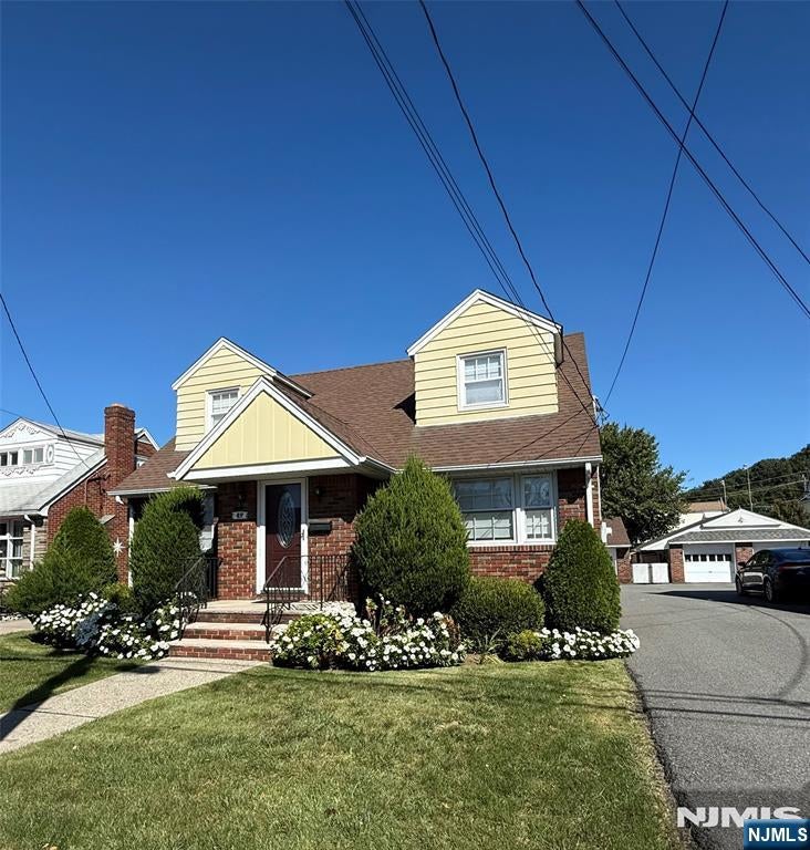89 Strong Street