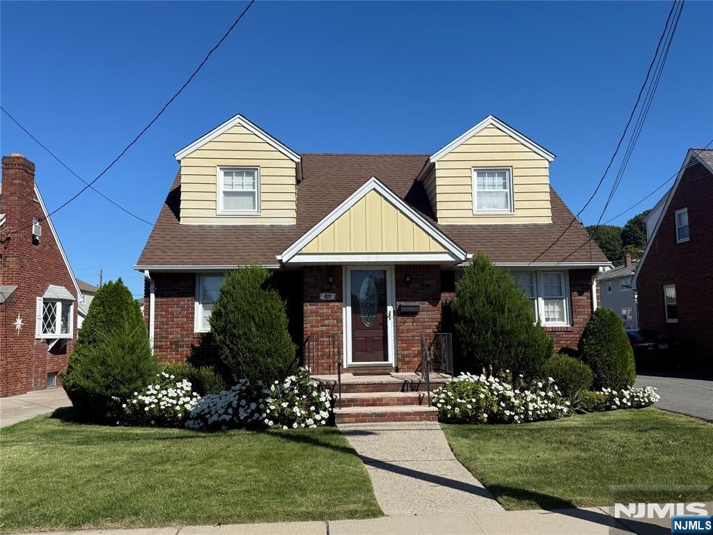 89 Strong Street