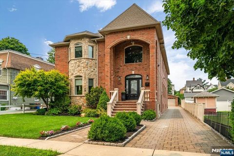 Photo of 128 Montross Avenue, Rutherford, NJ 07070 (MLS # 26026672)