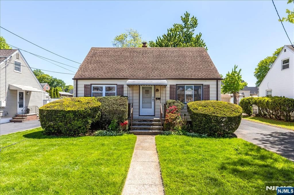 Photo of 23 Riverdale Avenue, Belleville, NJ 07109 (MLS # 26017098)