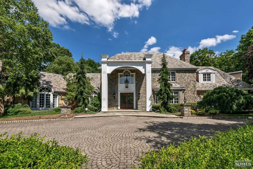 Only 17 miles from Manhattan, this beautifully appointed, 6.5 acre country estate was custom built for the current owner. Both indoor and outdoor pools, regulation lighted tennis court, and full service cabana. State-of-the-art Kuche Cucina kitchen, 1st floor primary bedroom suite, great floorplan for entertaining, working remotely and a relaxed lifestyle. Generator and 6 car garage.