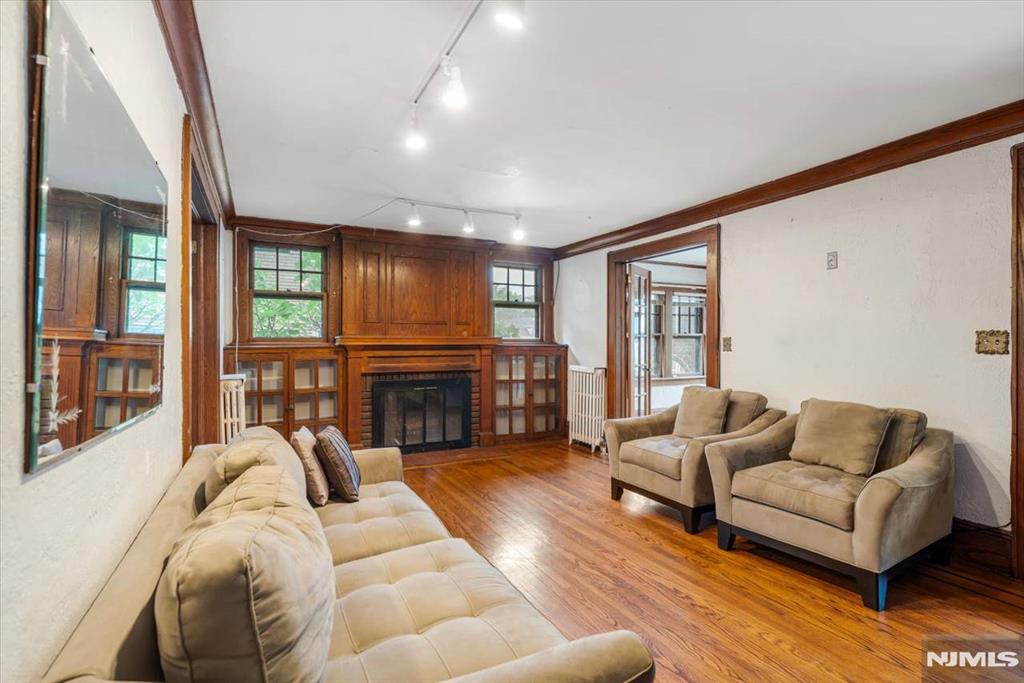 67 Montross Avenue