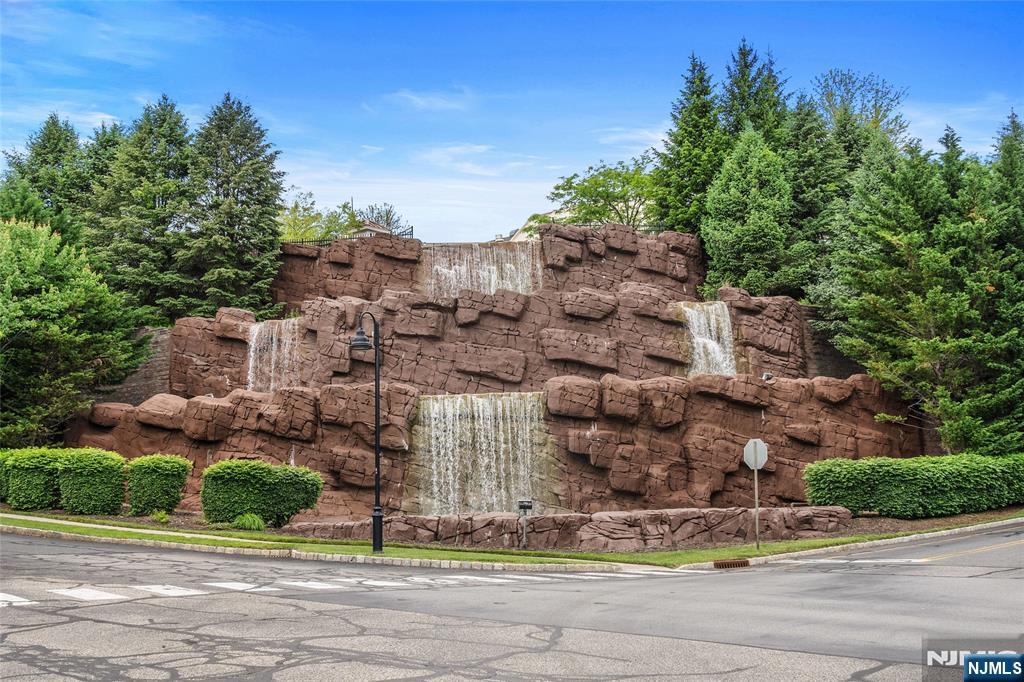49 Quarry Drive