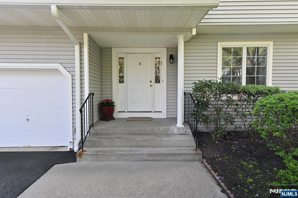 6 Schill Place
