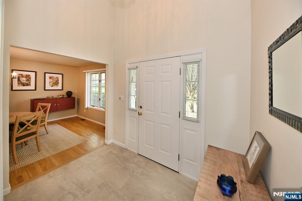 6 Schill Place