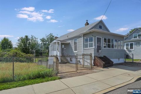 173 Lincoln Place Garfield NJ 07026