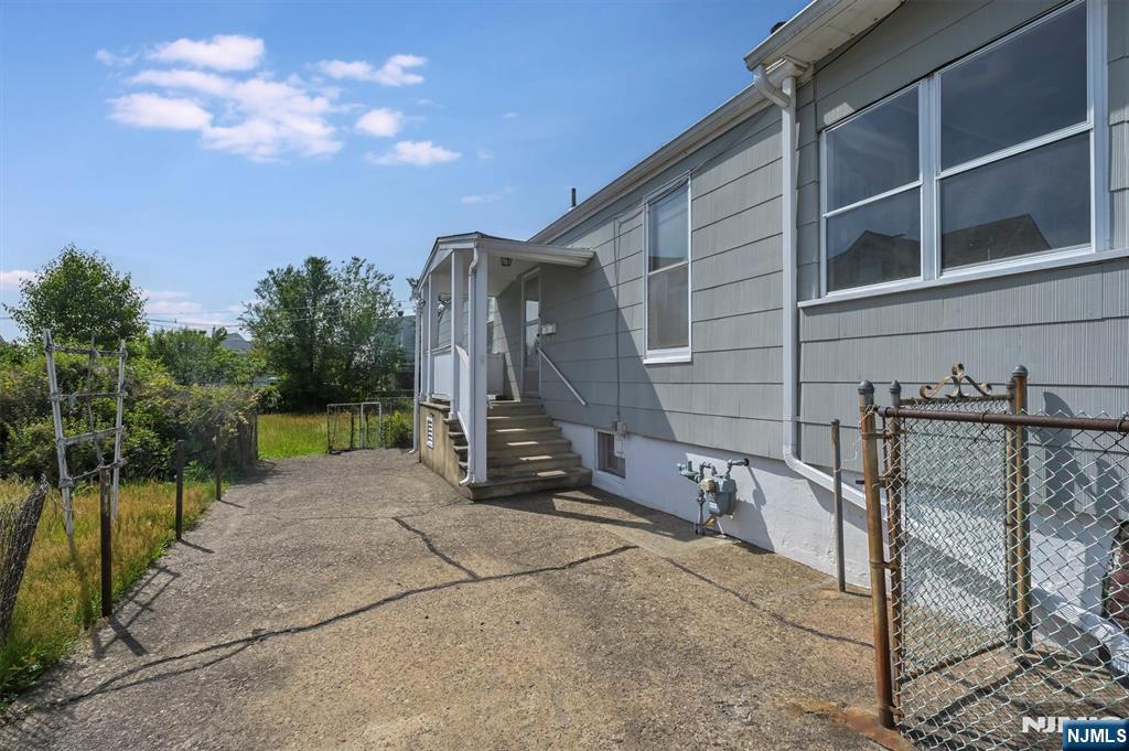 173 Lincoln Place