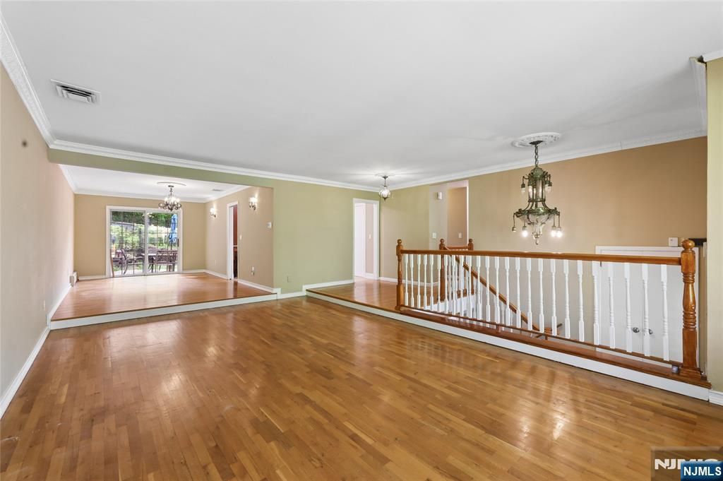 Photo of 51 Anderson Avenue, Englewood Cliffs, NJ 07632 (MLS # 26017937)