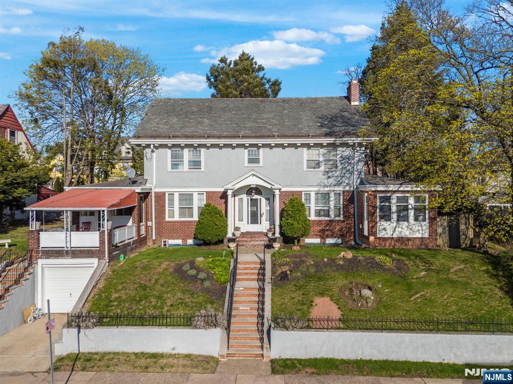 Property for Sale at 271277 Wall Avenue, Paterson, New Jersey - Bedrooms: 6 
Bathrooms: 5 
Rooms: 12  - $689,000