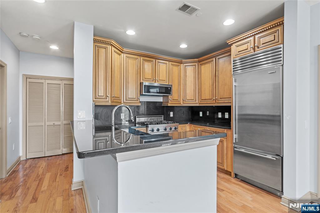 7400 River Road 204