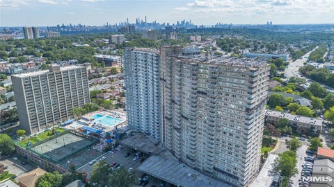 Photo of 555 North Avenue #4U, Fort Lee, NJ 07024 (MLS # 26033530)