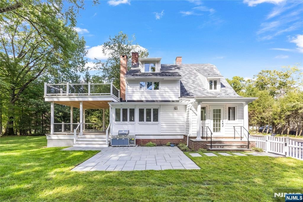 Homes for Sale in Northern NJ | ThisIsRiverEdge.com 390 Harland Avenue