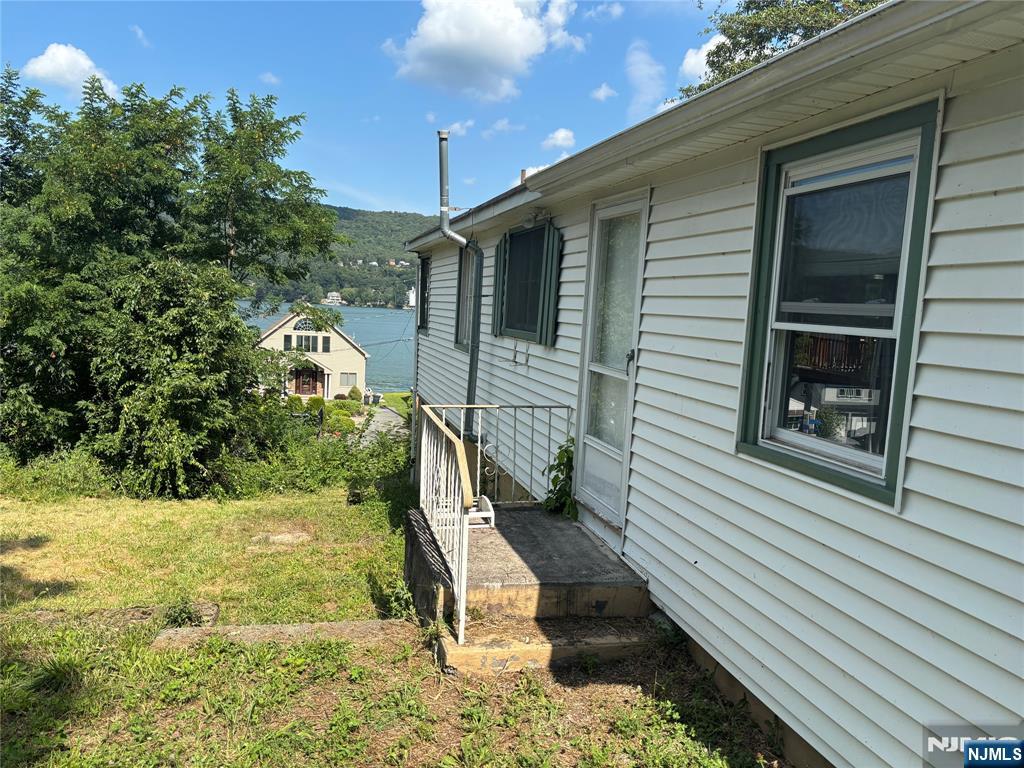 117 Lake Park