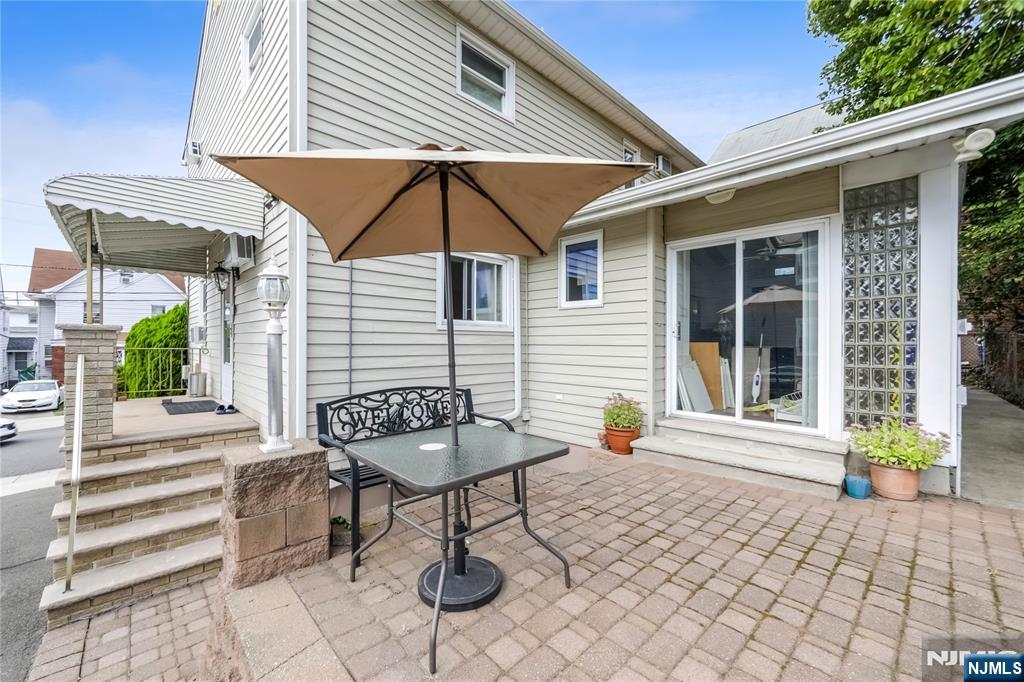 58 Mozart Street