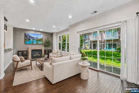 Photo of 102 Abbie Court #B1, West New York, NJ 07093 (MLS # 26015849)