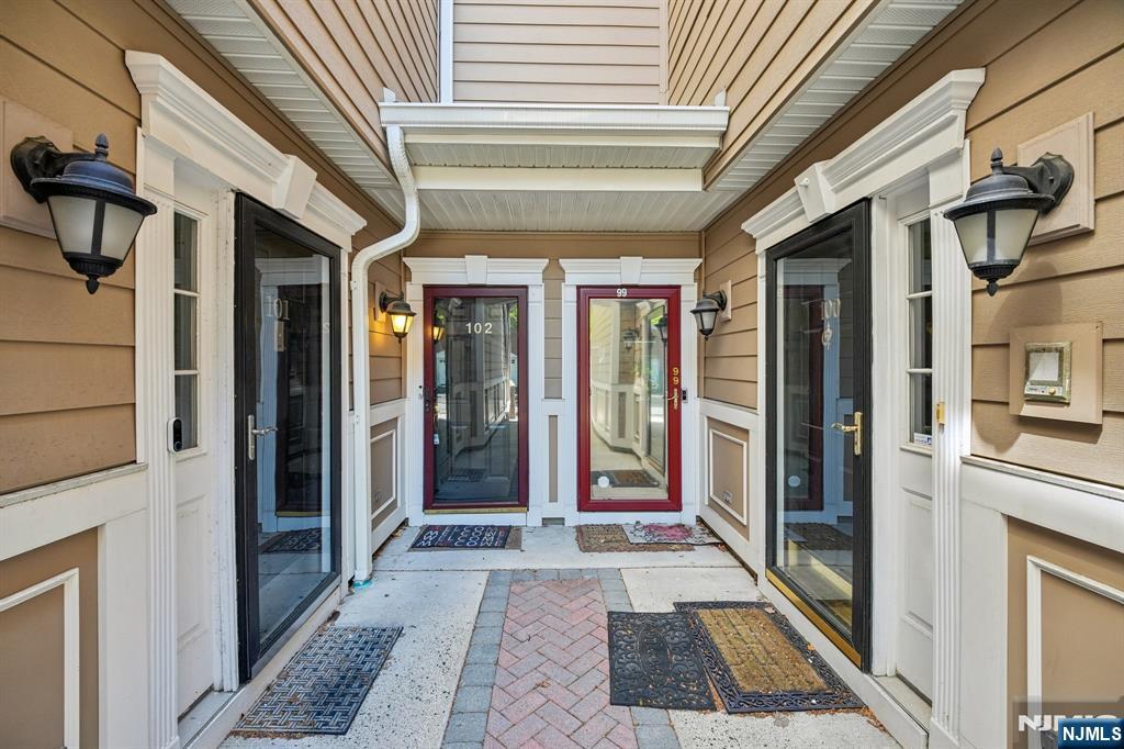 102 Abbie Court