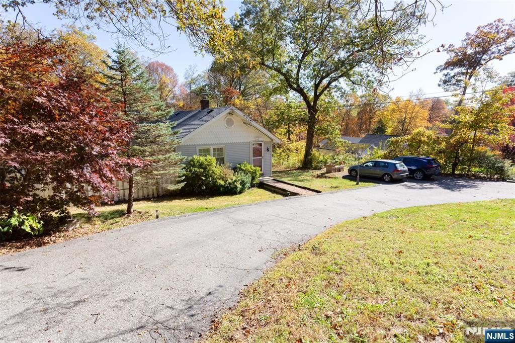 Photo of 318 Germantown Road, West Milford, NJ 07480 (MLS # 25037763)
