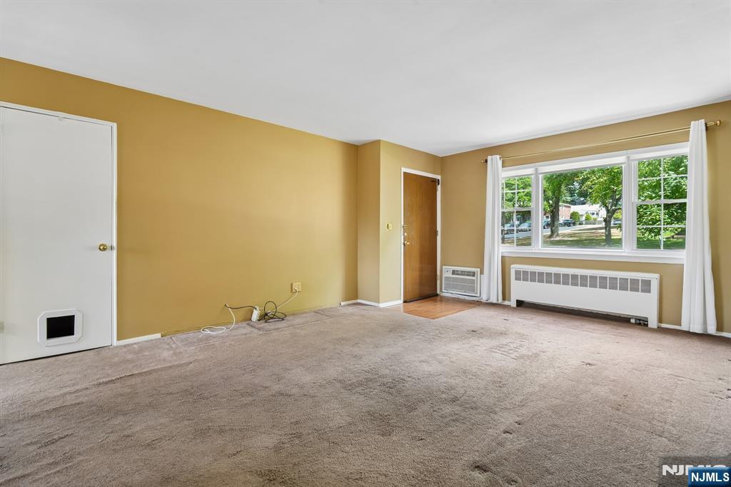18 Wedgewood Drive 25