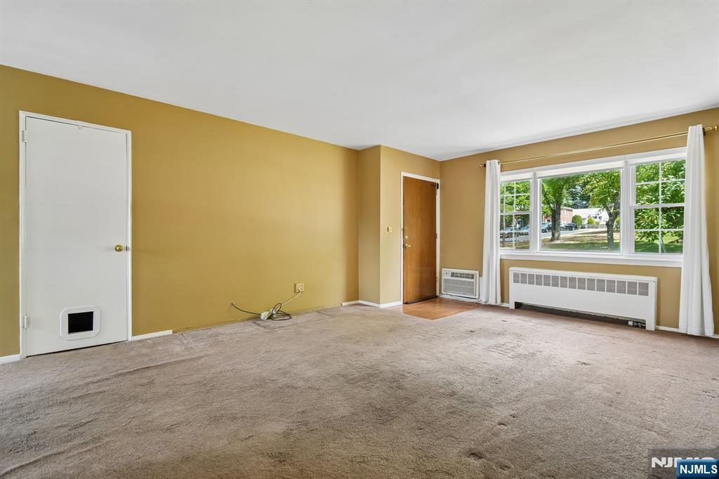 18 Wedgewood Drive 25