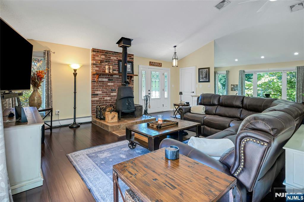 1034 Green Pond Road