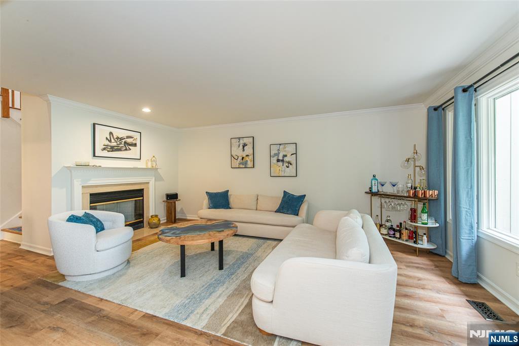 600 Apache Court