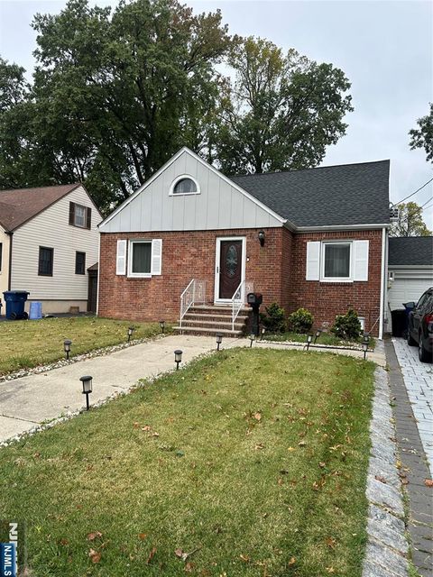Photo of 246 Ross, Hackensack, NJ 07601 (MLS # 25036785)