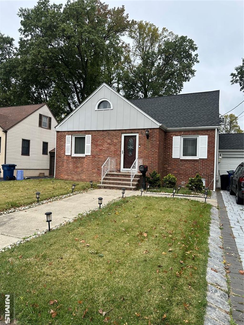 Photo of 246 Ross Ave, Hackensack, NJ 07601 (MLS # 25036785)
