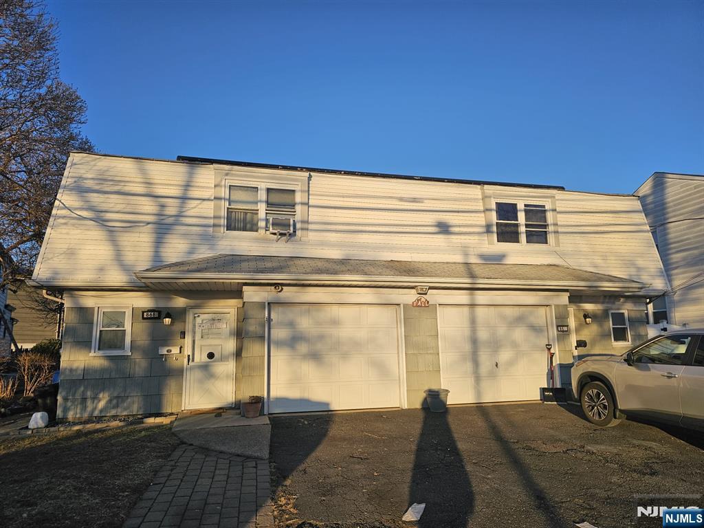 86 Bergen Turnpike, Ridgefield Park, New Jersey - 3 Bedrooms  
2 Bathrooms  
6 Rooms - 