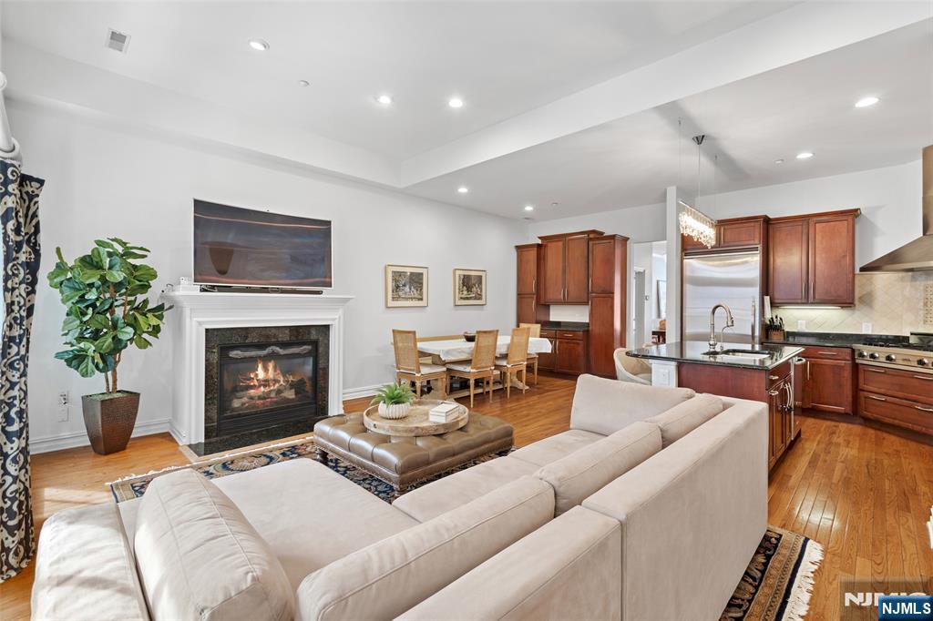 36 Regency Place TH - 36