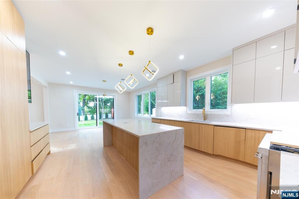 914 Hammond Road