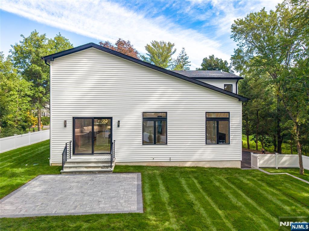 914 Hammond Road