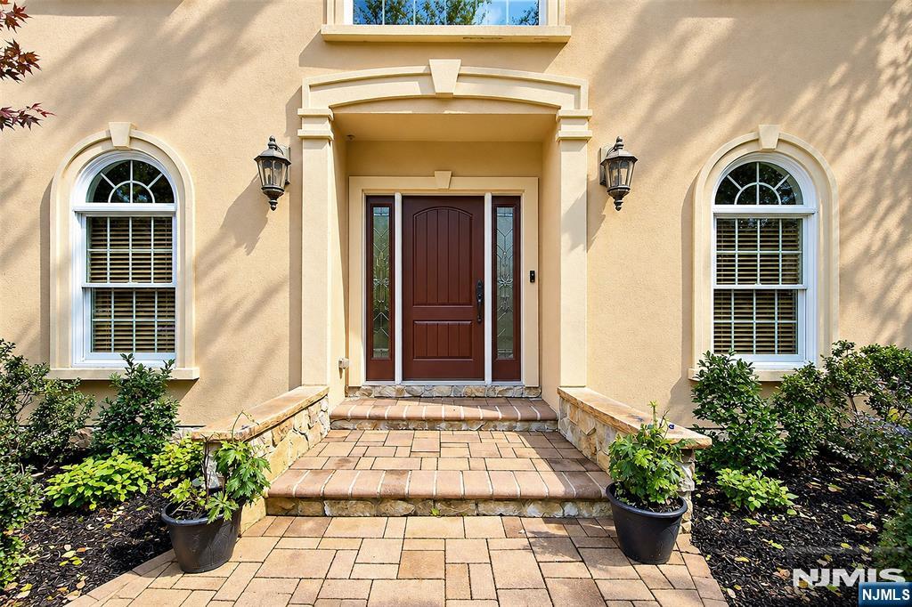 21 Pine Hill Road