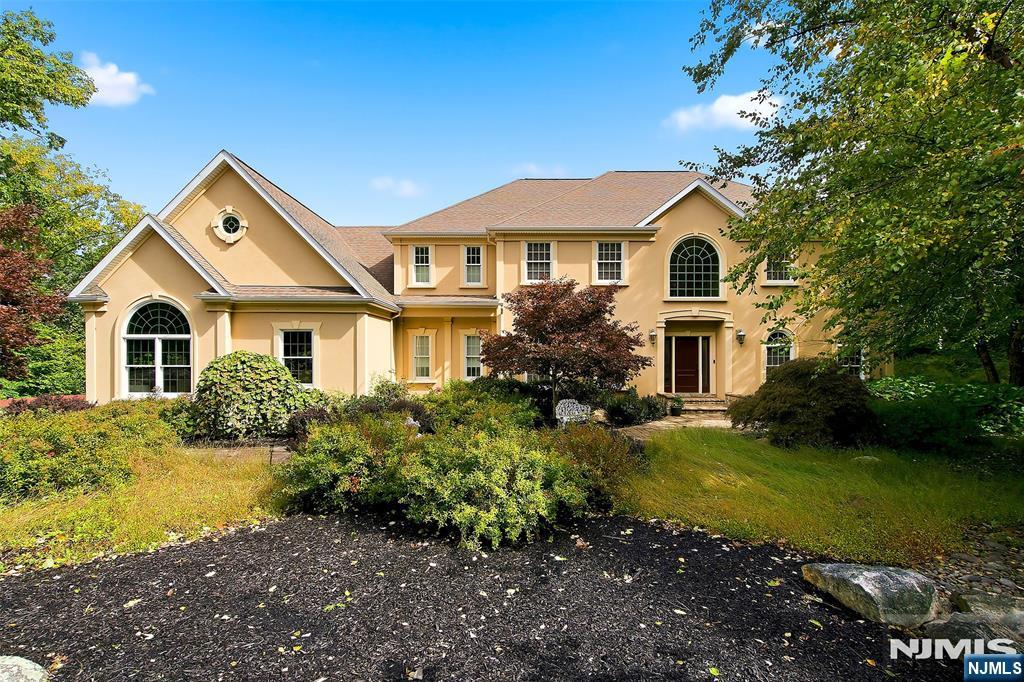 21 Pine Hill Road