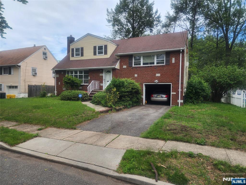 Property for Sale at 107 Irvington Rd, Teaneck, New Jersey - Bedrooms: 3 
Bathrooms: 2 
Rooms: 9  - $699,000