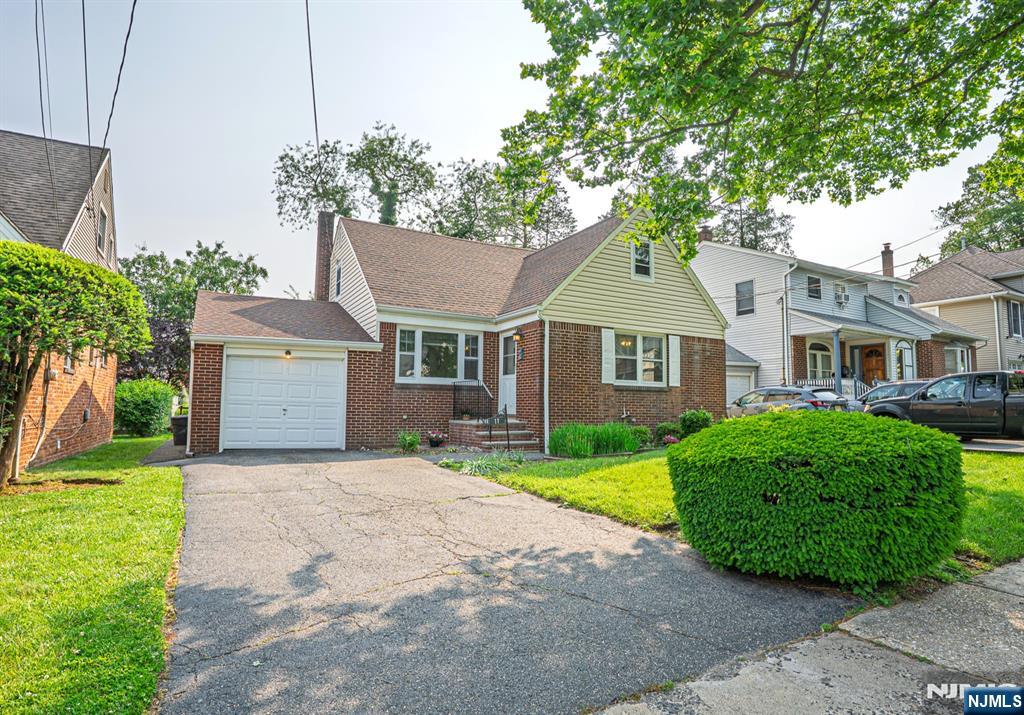 11 Newman Avenue