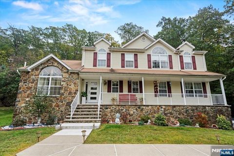 22 Cherbourg Drive West Milford NJ 07480