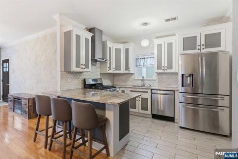 944 Flora Street Elizabeth NJ 07201