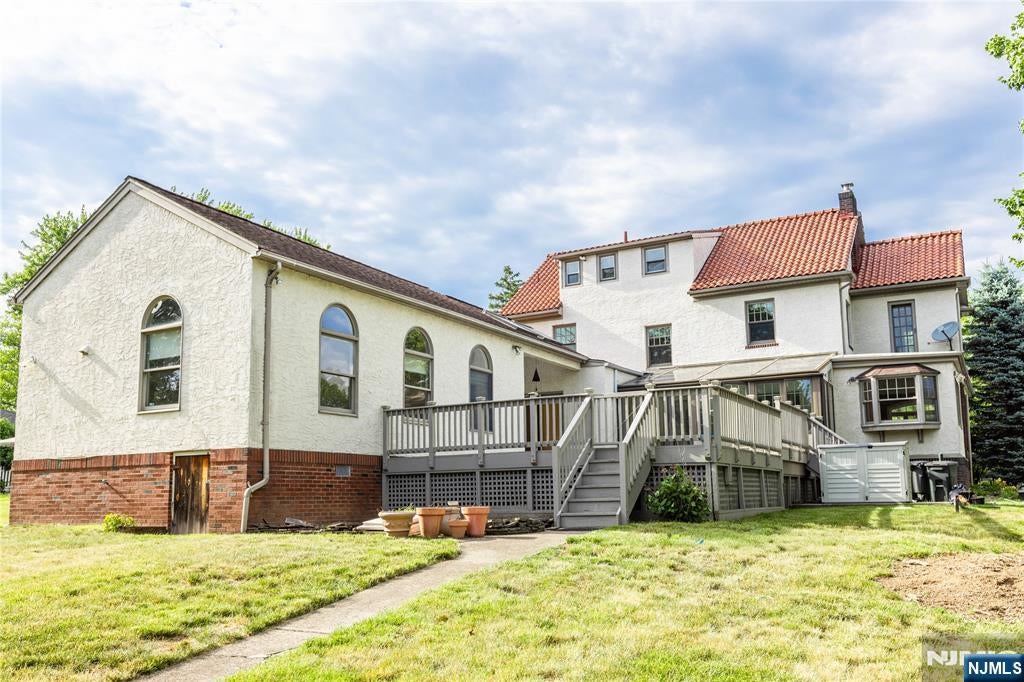 22 Serafin Place