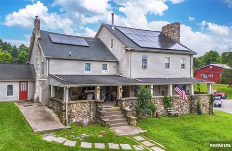 Photo of 42 Pond School Road, Sussex, NJ 07461 (MLS # 25021656) Photo of 42 Pond School Road, Sussex, NJ 07461 (MLS # 25021656)