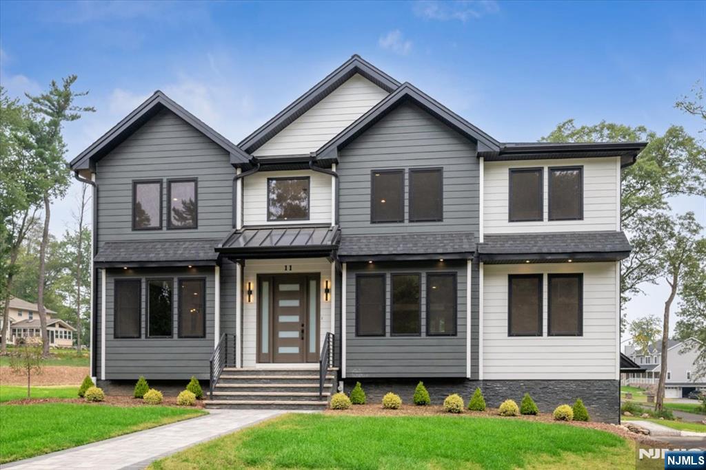 11 Eagles Nest Terrace