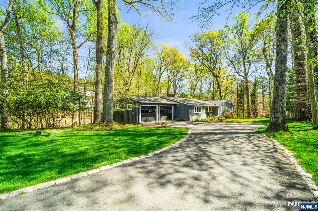 90 Locust Lane